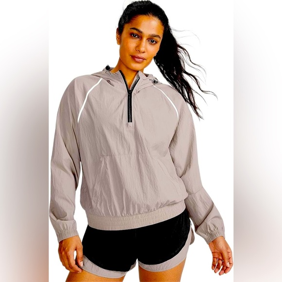 Peloton Crinkle Nylon 1/4 zip pullover beige tan size medium womens - Picture 1 of 8